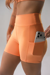 Short com Bolso Tangerina